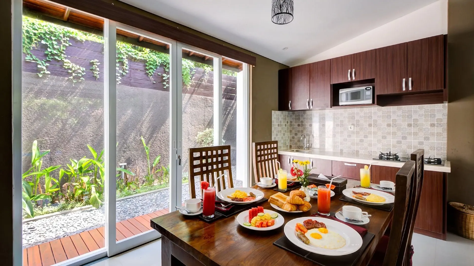 Gracia Bali Villas & Apartment Managed By Manara Seminyak